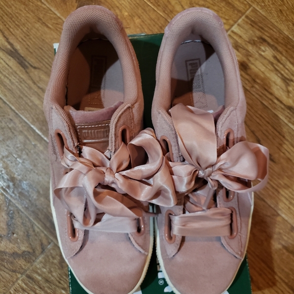 COPY - Puma Suede Classic Shoes - Picture 4 of 7